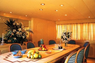 PARADIS -  Dining